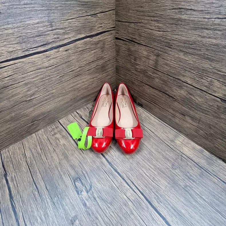 Salvatore Ferragamo Ferragamo Red Patent Flat Shoes Size 36.5 Size US 6 / IT 36 - 4 Thumbnail