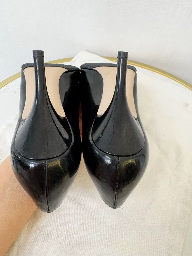 Salvatore Ferragamo Ferragamo Black Heels Size 36 Women Size US 6 / IT 36 - 5 Thumbnail