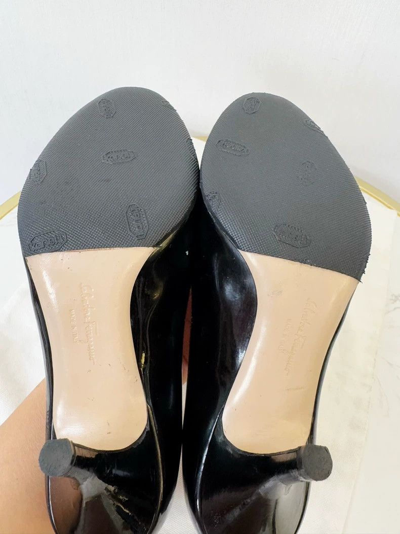 Salvatore Ferragamo Ferragamo Black Heels Size 36 Women Size US 6 / IT 36 - 6 Thumbnail
