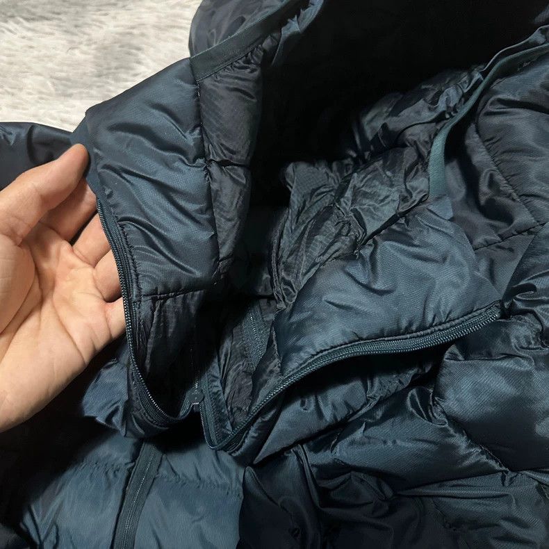 Arc'teryx Arcteryx Cerium LT Down Jacket in Dark Green Size US S / EU 44-46 / 1 - 6 Thumbnail