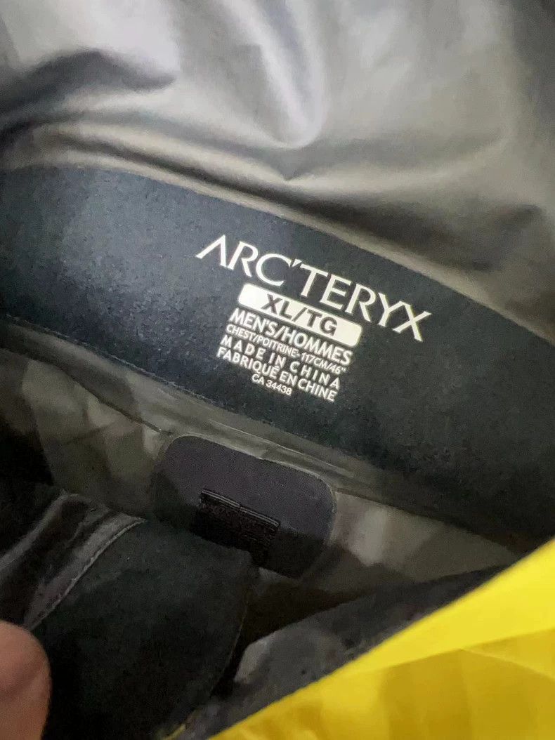 Arc'teryx Arcteryx Zeta Shell Jacket in Yellow Size US XL / EU 56 / 4 - 5 Thumbnail
