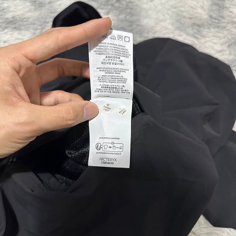 Arc'teryx Arcteryx Gamma Lightweight Jacket Black Size L Size US L / EU 52-54 / 3 - 6 Thumbnail
