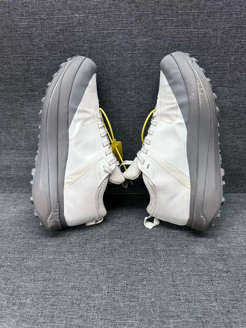 Arc'teryx Arcteryx SYLAN Sneakers Black and White Size US 6 / EU 39 - 2 Thumbnail