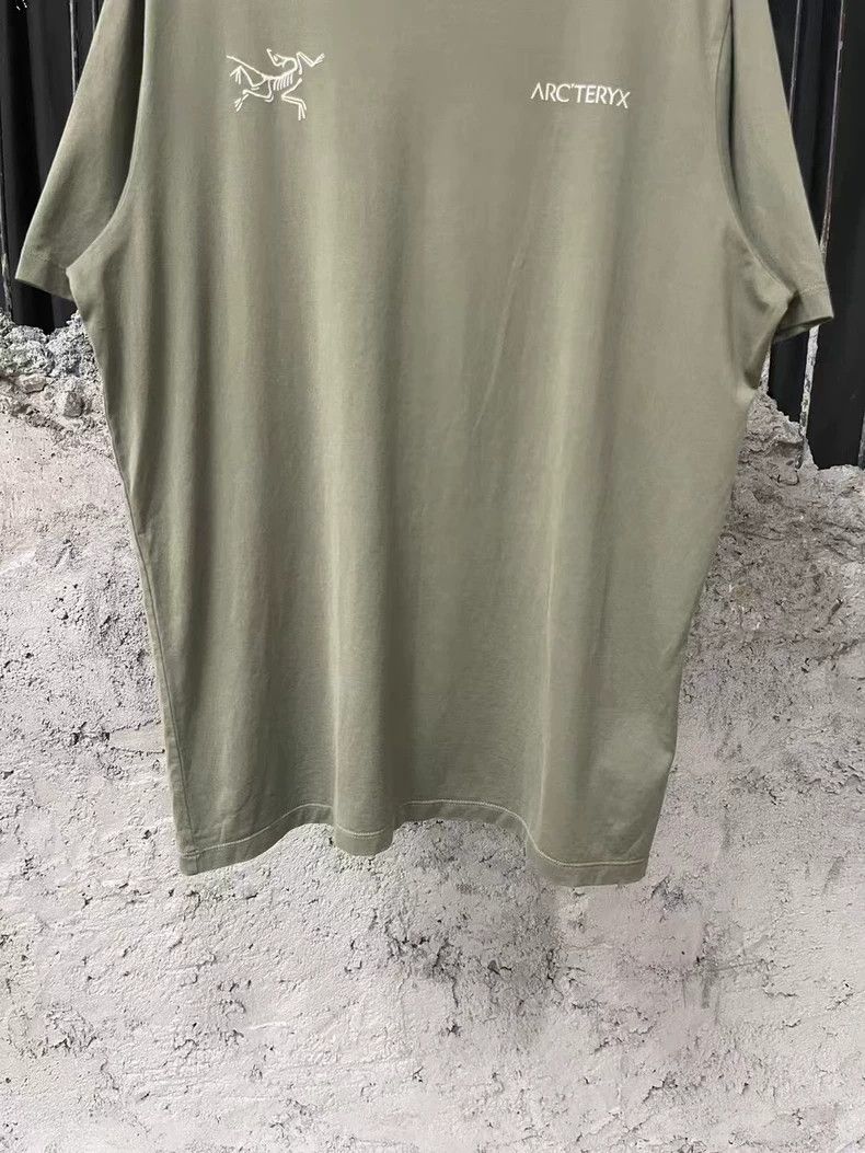 Arc'teryx Arcteryx Short Sleeve T-Shirt in Size L Size US L / EU 52-54 / 3 - 4 Thumbnail