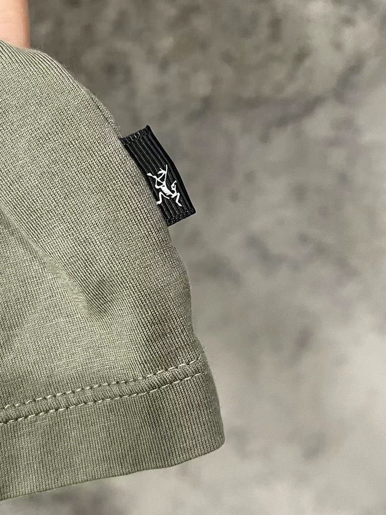 Arc'teryx Arcteryx Short Sleeve T-Shirt in Size L Size US L / EU 52-54 / 3 - 5 Thumbnail