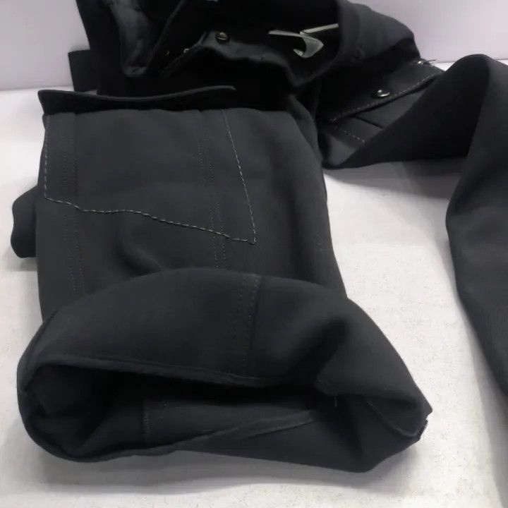 Bottega Veneta Bottega Veneta SS22 Black Cargo Pants for Women Size 42" / US 20 - 9 Thumbnail