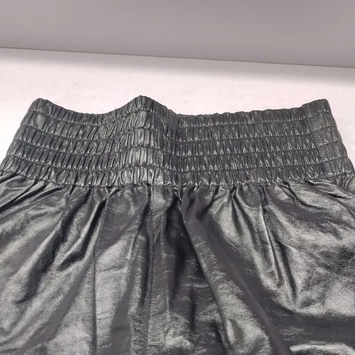 Bottega Veneta Bottega Veneta Glossy Leather Shorts for Women Size 38" / US 16 / IT 52 - 5 Thumbnail