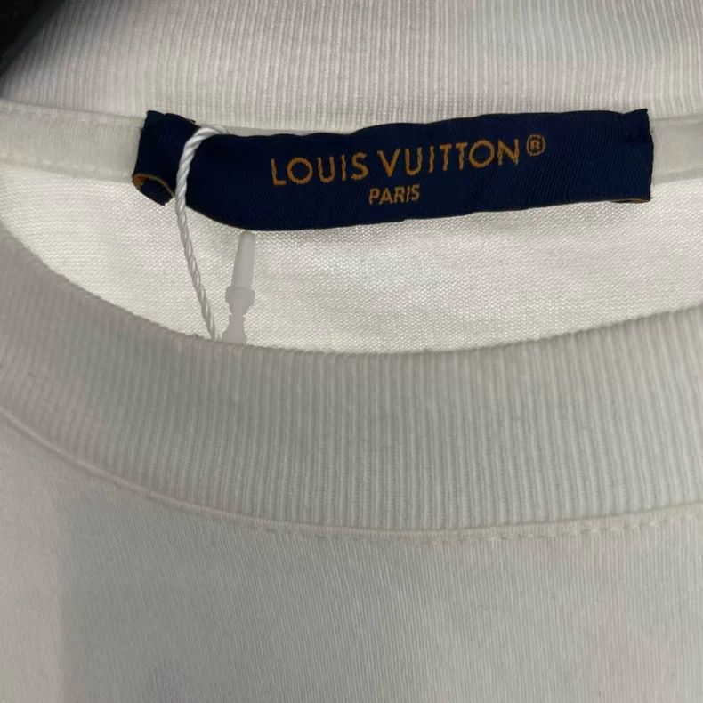 Louis Vuitton louis vuitton graphic printed short sleeve tee Size US XS / EU 42 / 0 - 4 Thumbnail