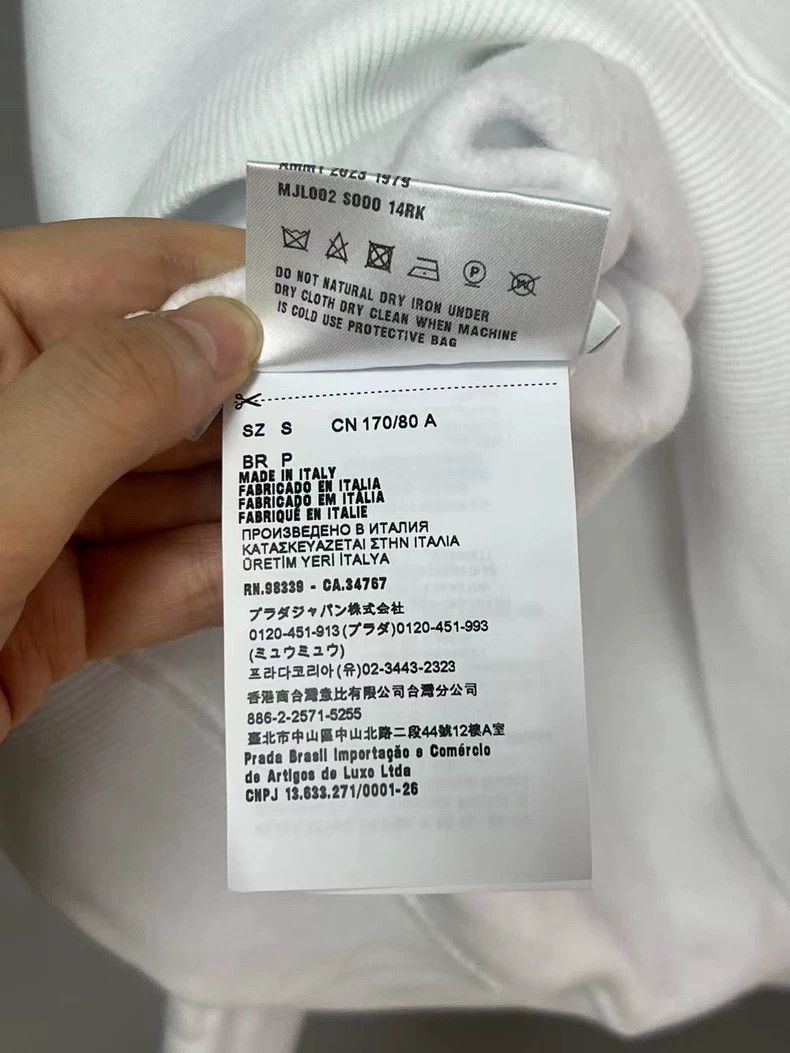 Miu Miu miumiu cloud logo sweatshirt size S Size US S / EU 44-46 / 1 - 6 Thumbnail