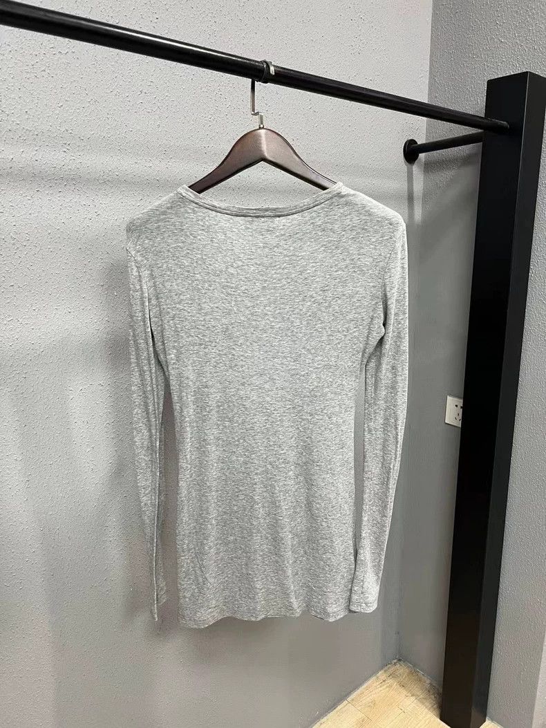 Miu Miu miu miu gray long sleeve t-shirt Size US XS / EU 42 / 0 - 2 Thumbnail