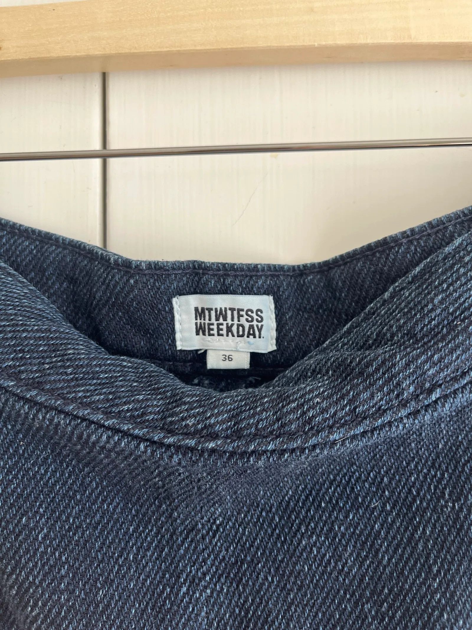 Weekday Weekday Skirt Size 26" / US 2 / IT 38 - 2 Thumbnail