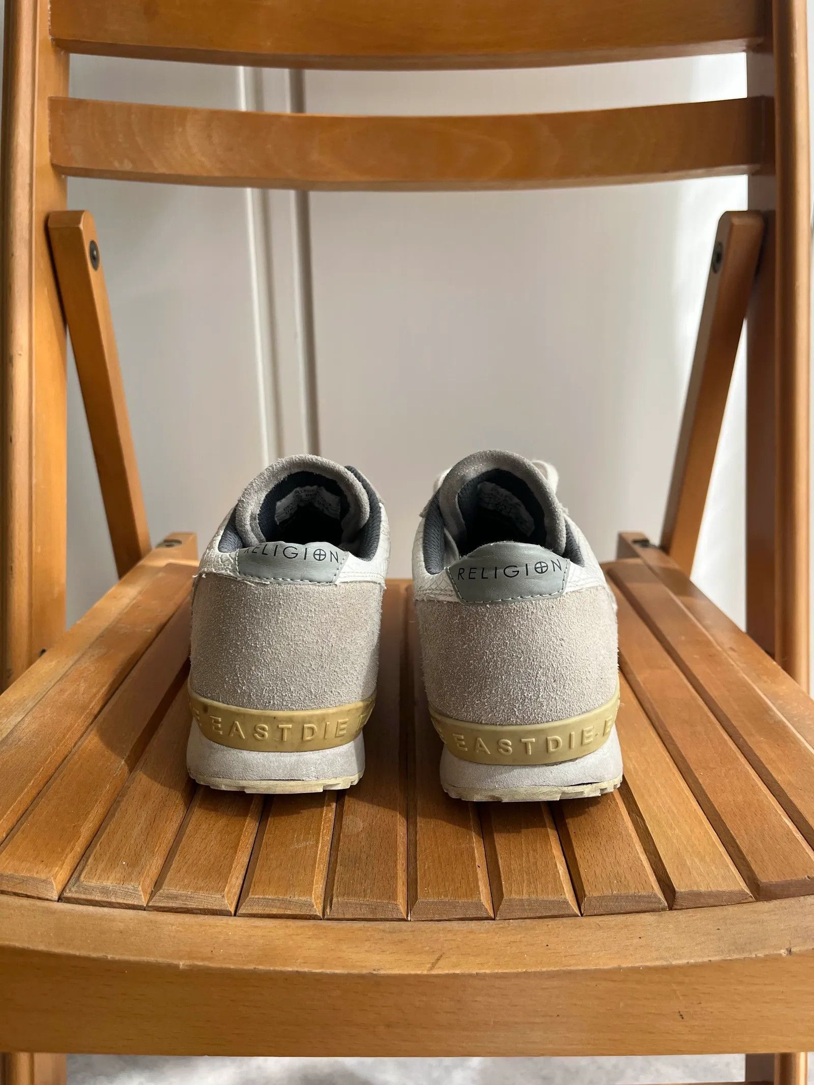 True Religion True Religion Sneakers Size US 8 / IT 38 - 2 Thumbnail