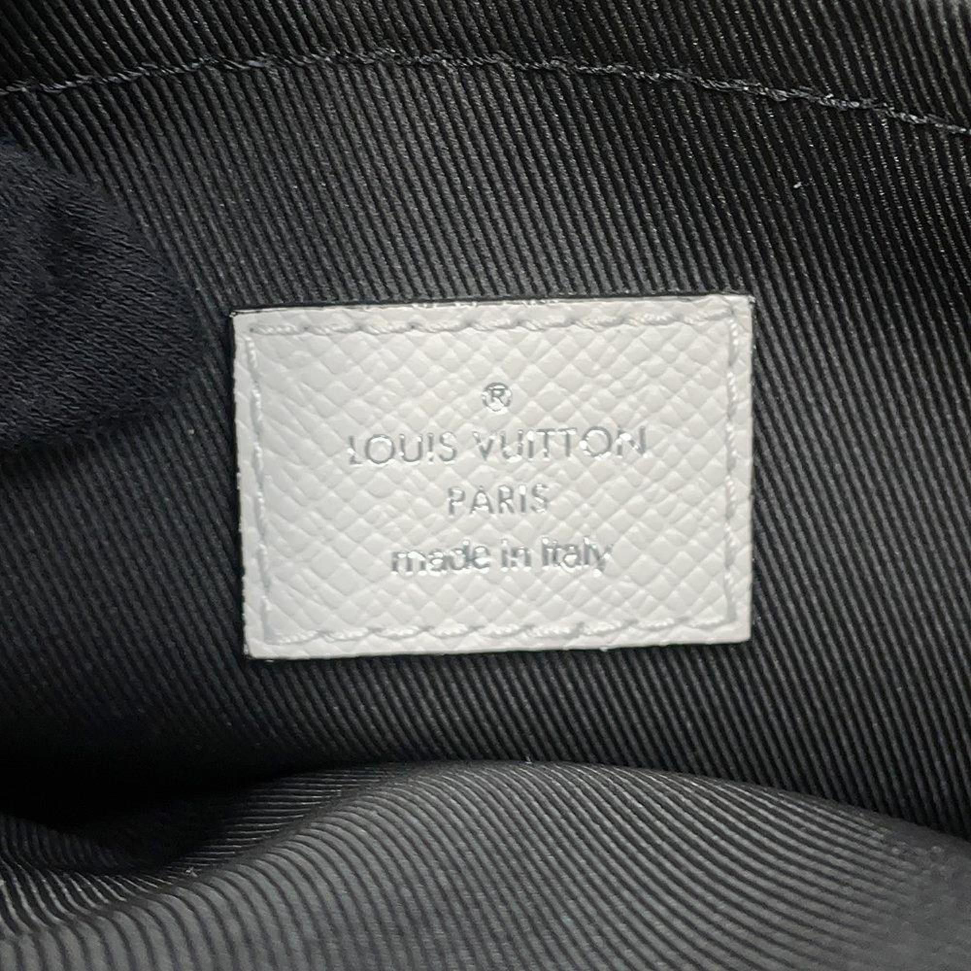 Louis Vuitton Louis Vuitton Outdoor shoulder Size ONE SIZE - 11 Thumbnail