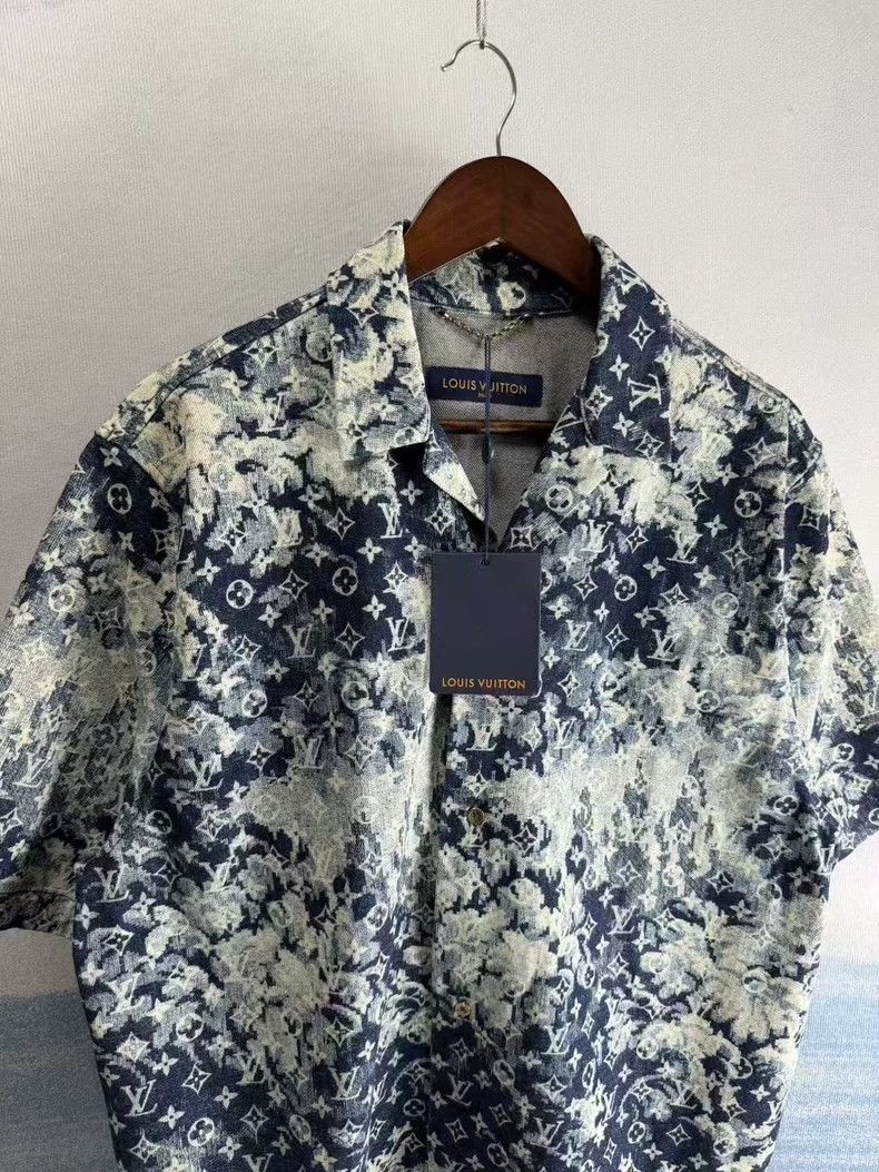 Louis Vuitton louis vuitton short sleeve denim shirt Size US L / EU 52-54 / 3 - 2 Thumbnail
