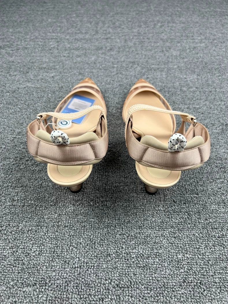 Fendi fendi beige logo high-heeled shoes size 37 Size US 7 / EU 40 - 4 Thumbnail
