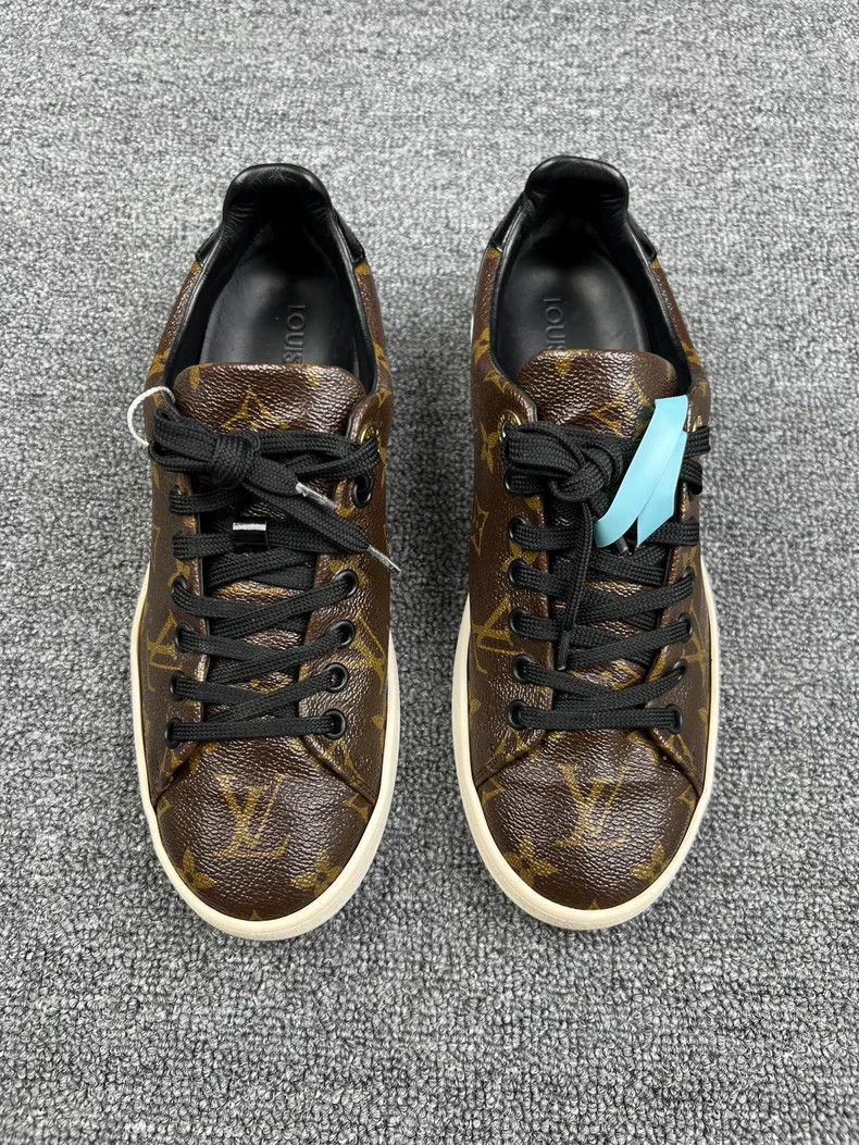 Louis Vuitton lv classic monogram low-top sneakers Size US 5.5 / EU 38 - 3 Thumbnail