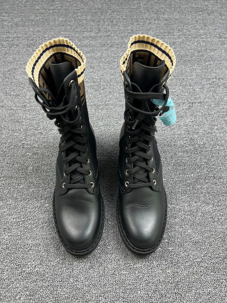 Fendi fendi classic logo short boots size 37 Size US 7 / EU 40 - 3 Thumbnail