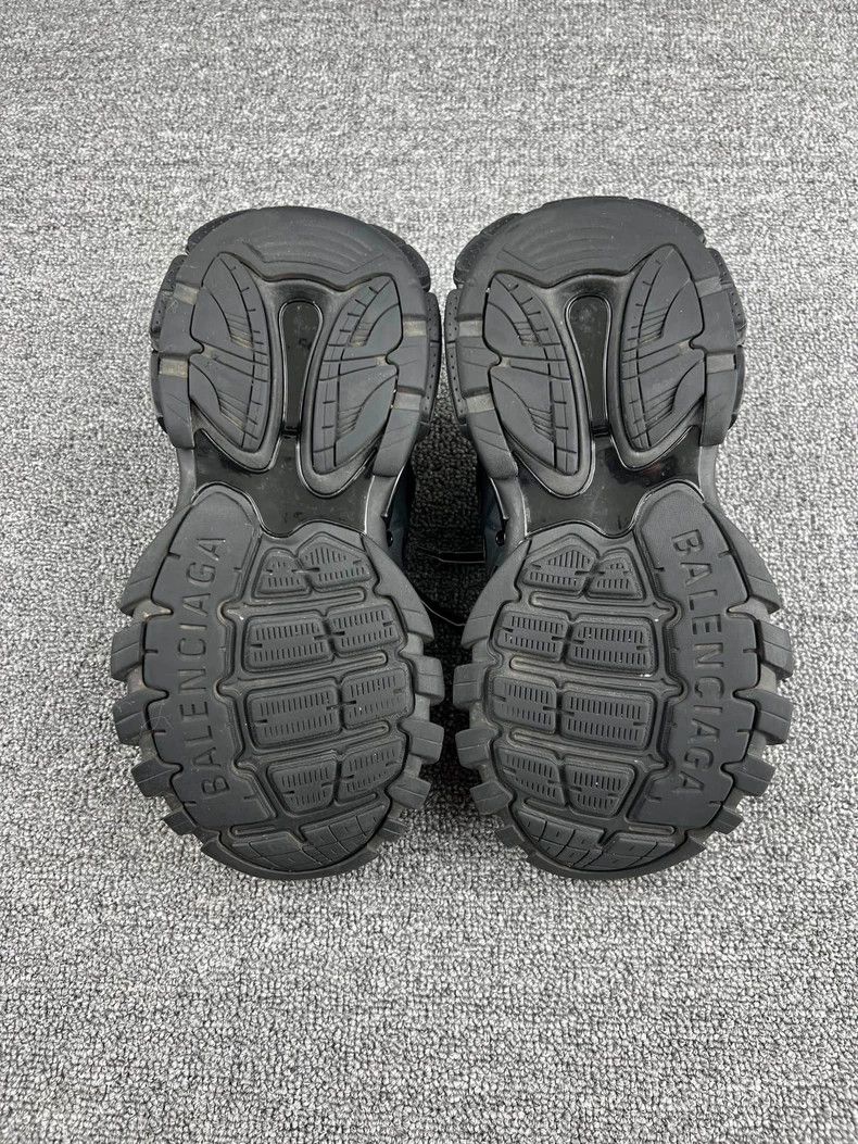 Balenciaga balenciaga black track sneakers size 37 Size US 5.5 / EU 38 - 5 Thumbnail