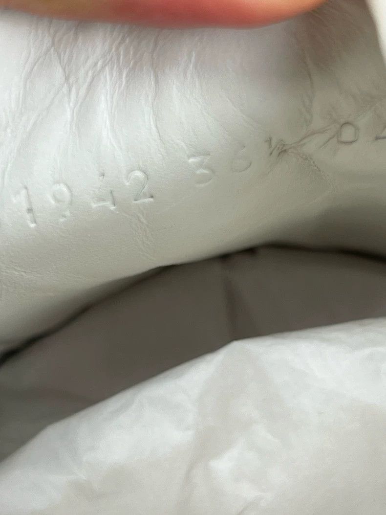 Gucci Gucci Classic White Sneakers with Bee Embroidery Size US 6.5 / EU 39-40 - 6 Thumbnail