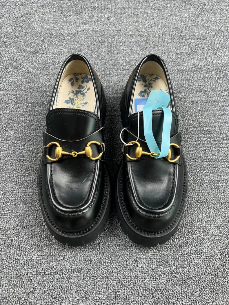 Gucci gucci black leather horsebit loafers with bee Size US 5 / EU 37 - 3 Thumbnail