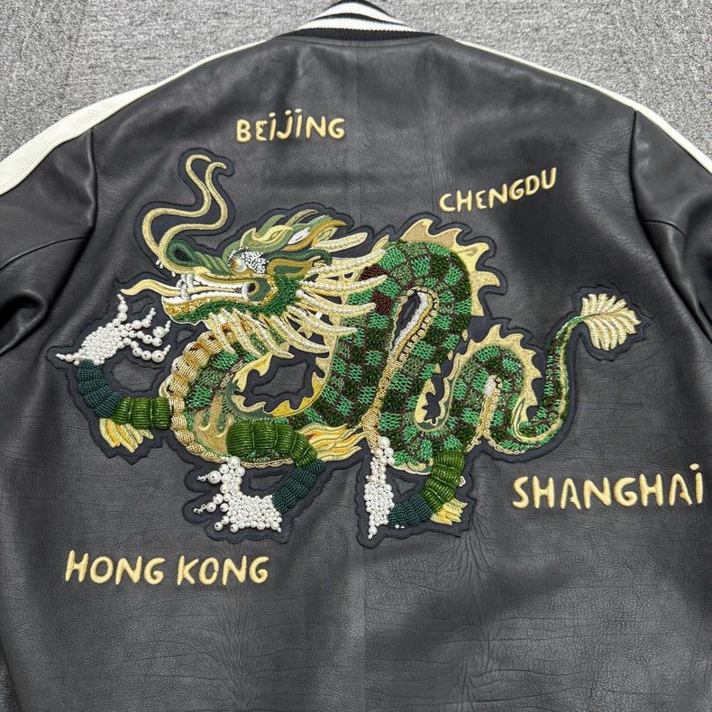 Louis Vuitton louis vuitton dragon embroidered leather jacket Size US M / EU 48-50 / 2 - 3 Thumbnail