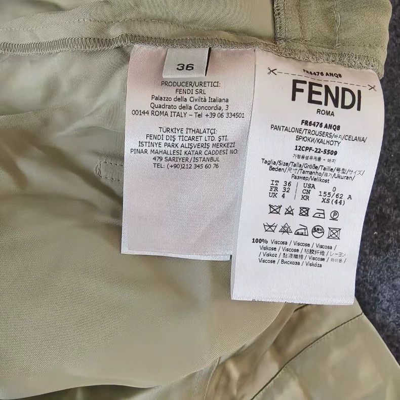 Fendi Fendi Women's Pleated Cargo Pants in Light Green Size US 36 / EU 52 - 4 Thumbnail