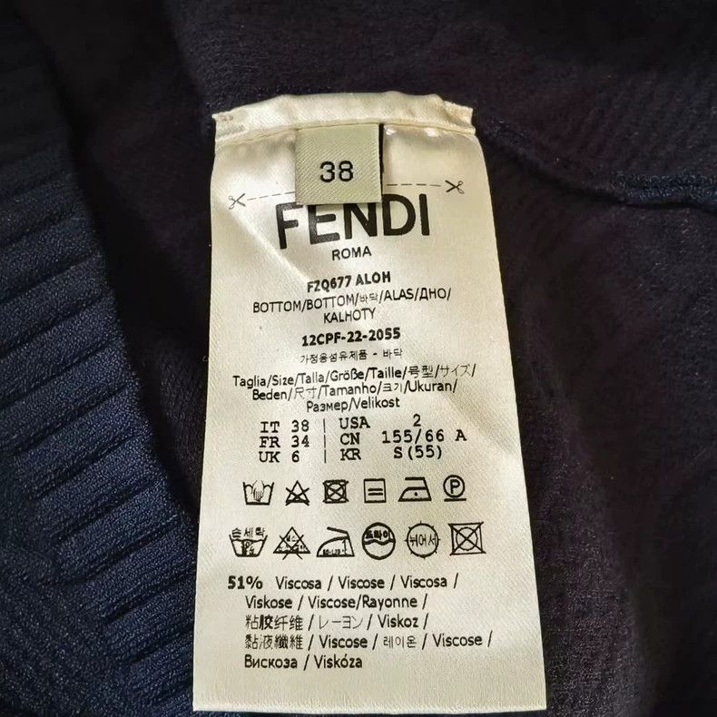 Fendi fendi navy blue long skirt with tag Size US 38 / EU 54 - 4 Thumbnail