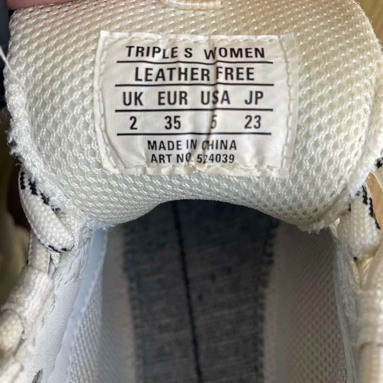 Balenciaga Balenciaga Triple S White Chunky Sneakers Size US 5 / EU 37 - 8 Thumbnail
