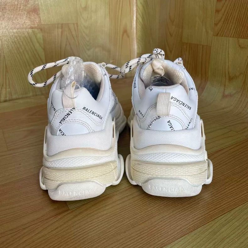 Balenciaga Balenciaga Triple S White Chunky Sneakers Size US 5 / EU 37 - 5 Thumbnail