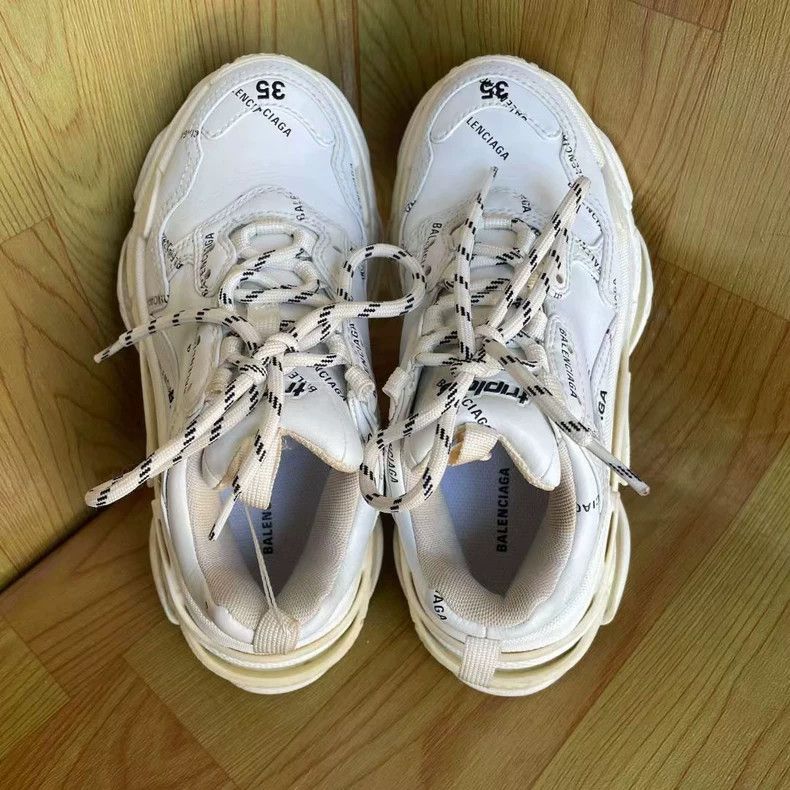 Balenciaga Balenciaga Triple S White Chunky Sneakers Size US 5 / EU 37 - 7 Thumbnail