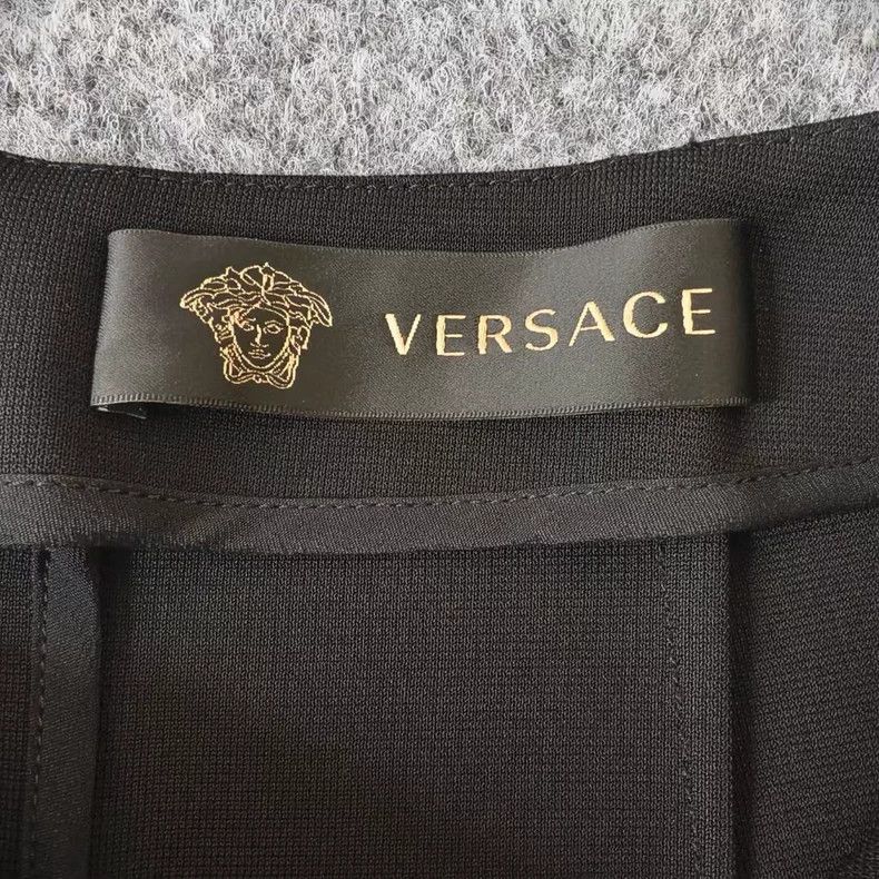 Versace Versace Black Lace Hem Skirt Size 38 Size US 38 / EU 54 - 3 Thumbnail