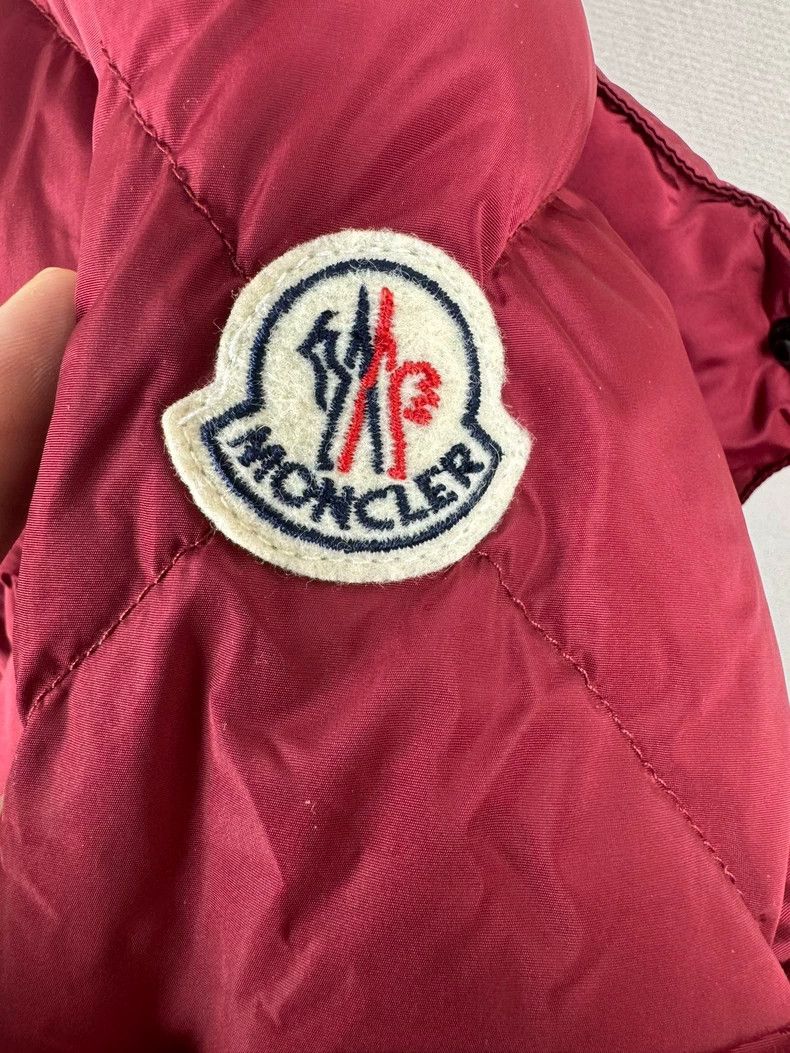Moncler moncler red hooded puffer jacket size 3 Size US M / EU 48-50 / 2 - 5 Thumbnail
