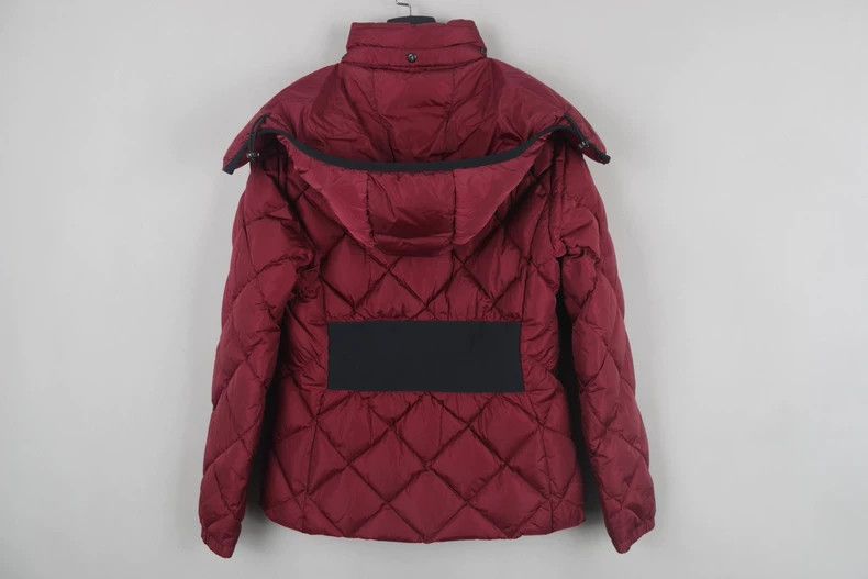 Moncler moncler red hooded puffer jacket size 3 Size US M / EU 48-50 / 2 - 3 Thumbnail