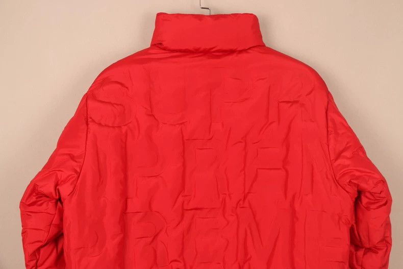 Supreme supreme red logo embossed down jacket Size US M / EU 48-50 / 2 - 4 Thumbnail