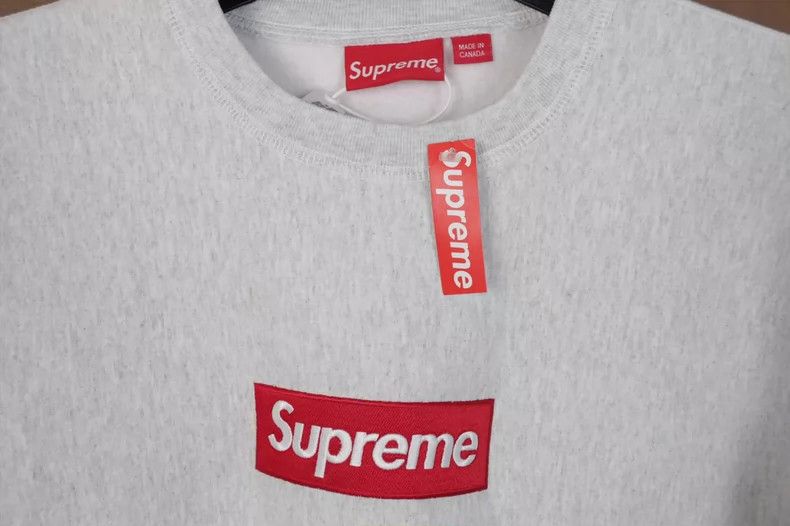 Supreme supreme gray box logo sweatshirt size large Size US L / EU 52-54 / 3 - 3 Thumbnail
