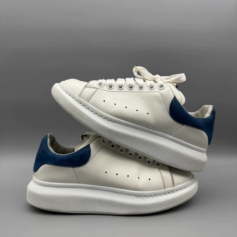 Alexander McQueen alexander mcqueen blue velvet white sneakers Size US 8.5 / EU 41-42 - 3 Thumbnail