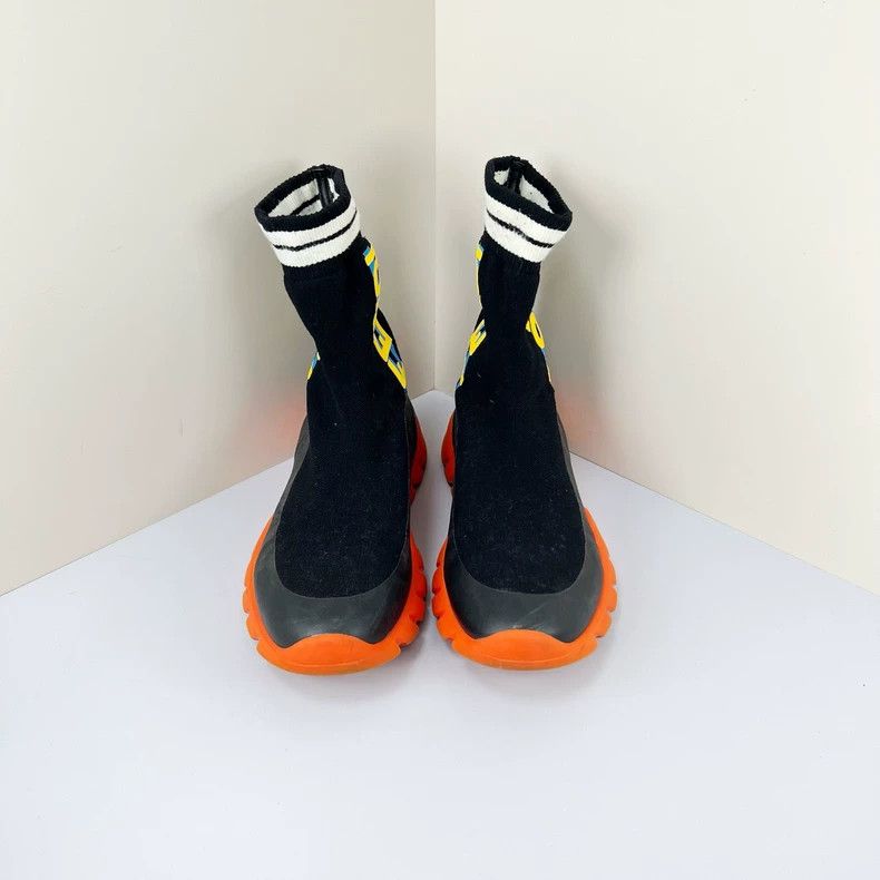Fendi fendi love sock-style athletic shoes Size US 6 / EU 39 - 2 Thumbnail