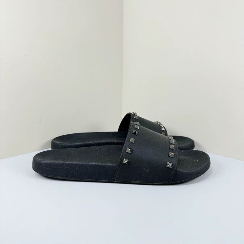 Valentino valentino black studded slide sandals size 44 Size US 10 / EU 43 - 4 Thumbnail
