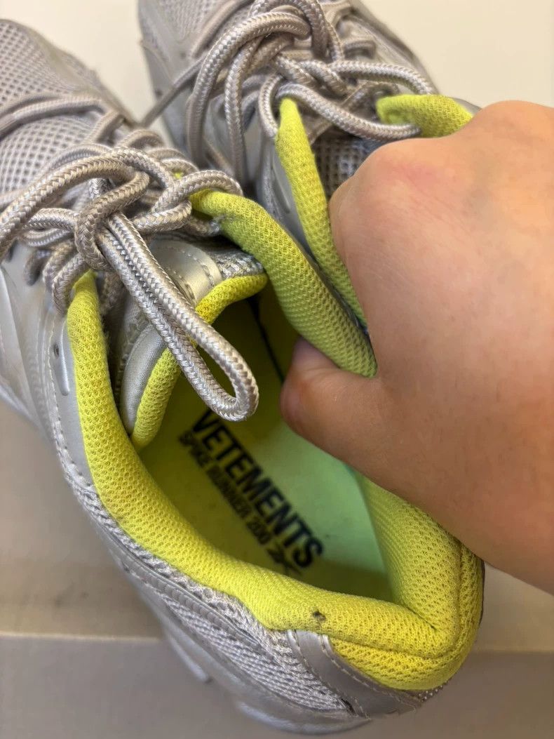 Vetements vetements x reebok silver dmx sneakers Size US 10 / EU 43 - 4 Thumbnail