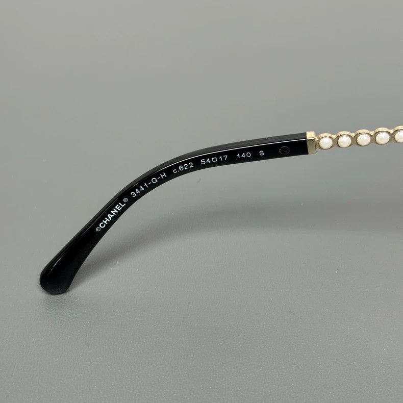 Chanel chanel pearl-accented sunglasses Size ONE SIZE - 6 Thumbnail