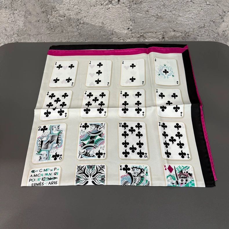 Hermes hermes silk scarf with playing card design Size ONE SIZE - 2 Thumbnail