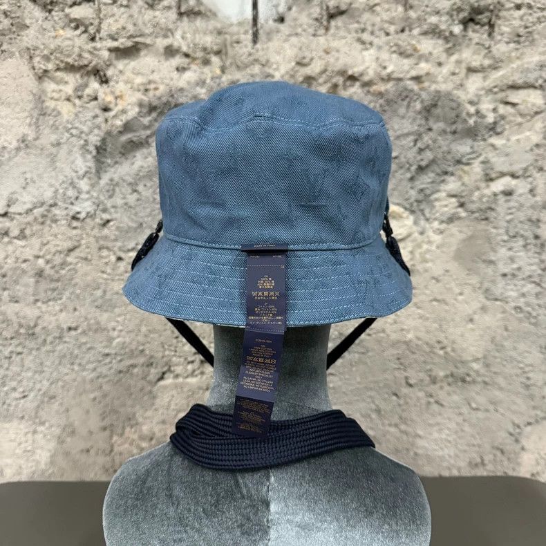 Louis Vuitton louis vuitton reversible bucket hat Size ONE SIZE - 6 Thumbnail