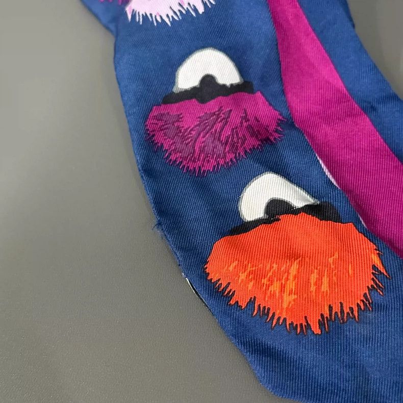 Fendi fendi silk scarf with colorful floral design Size ONE SIZE - 5 Thumbnail