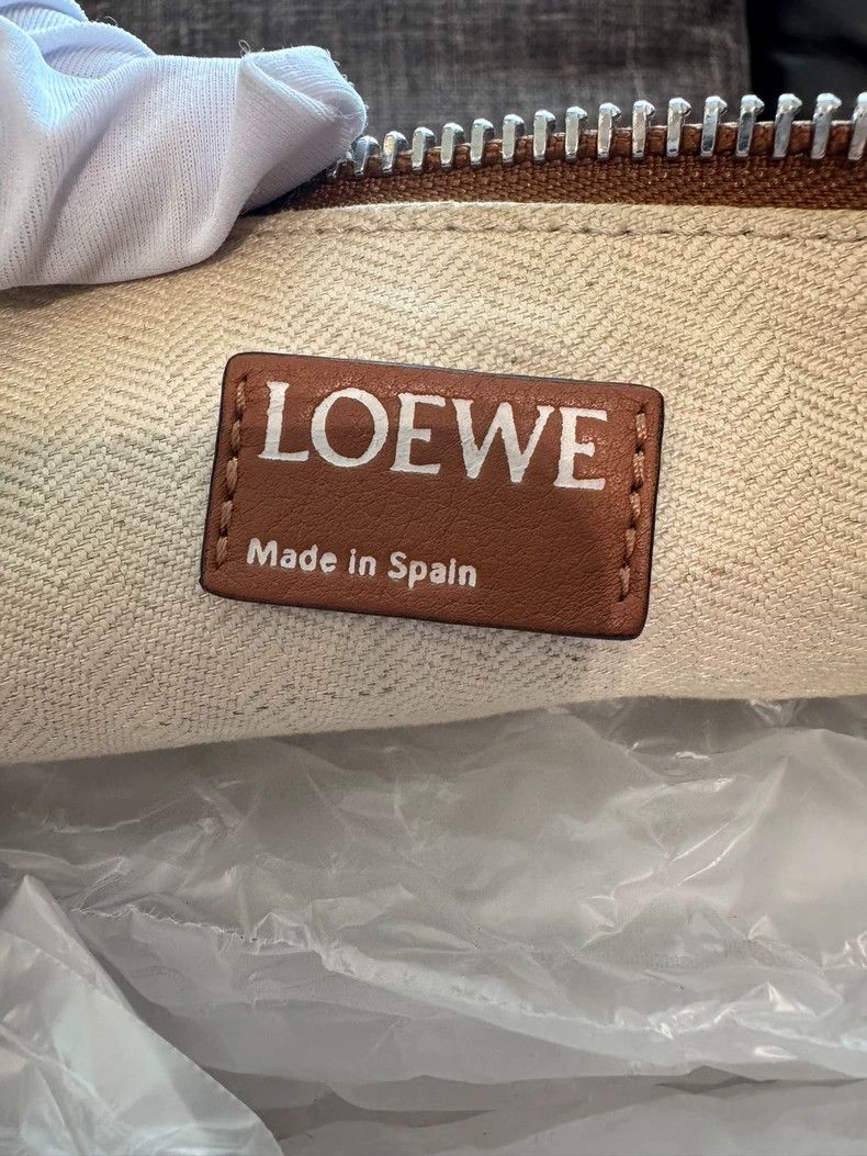 Loewe large geometric puzzle bag in caramel Size ONE SIZE - 9 Thumbnail