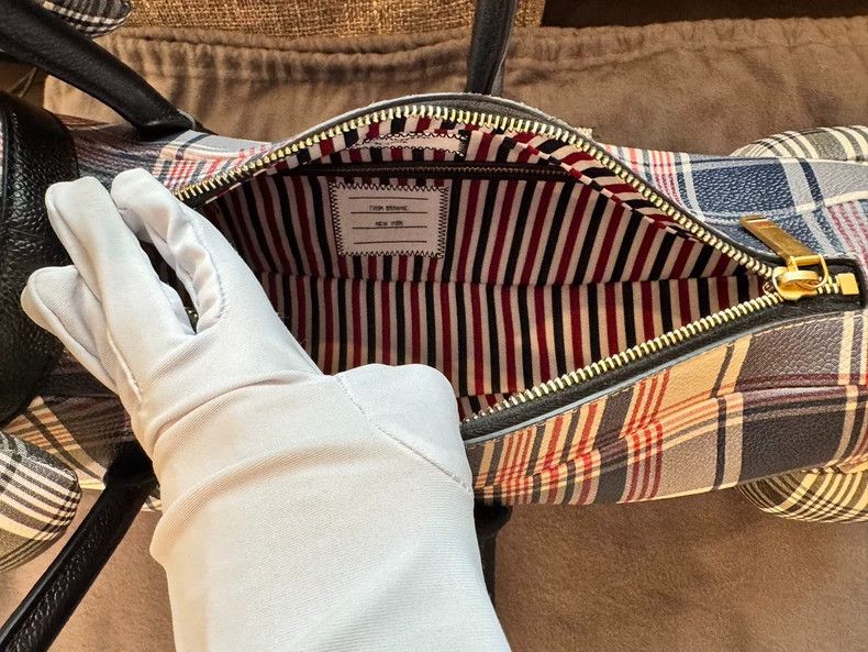 Thom Browne thom browne plaid dog-shaped handbag Size ONE SIZE - 8 Thumbnail