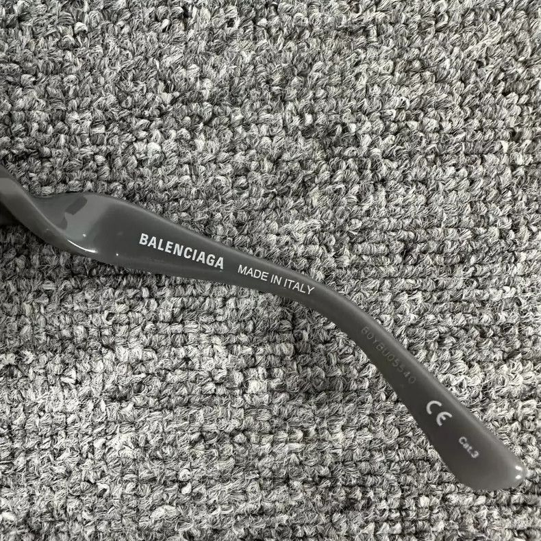 Balenciaga balenciaga twisted lens sunglasses with case Size ONE SIZE - 7 Thumbnail
