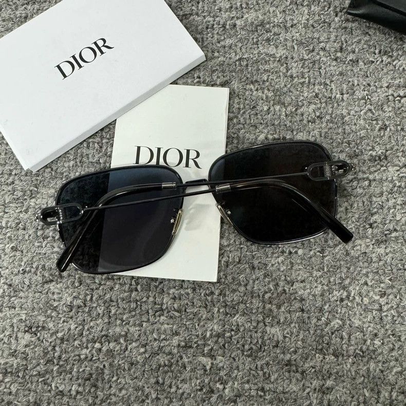 Dior dior gradient pilot sunglasses with complete accessories Size ONE SIZE - 3 Thumbnail