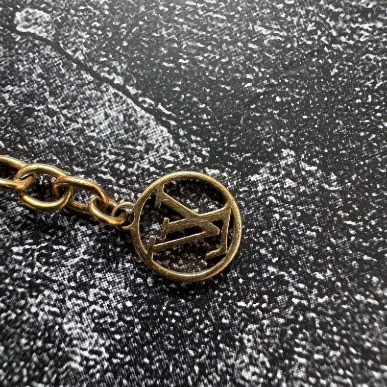 Louis Vuitton Louis Vuitton Gold Letter Bracelet Size ONE SIZE - 3 Thumbnail