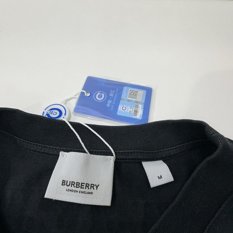 Burberry Burberry Shark Print Cotton Loose T-shirt 0079 Size US M / EU 48-50 / 2 - 5 Thumbnail