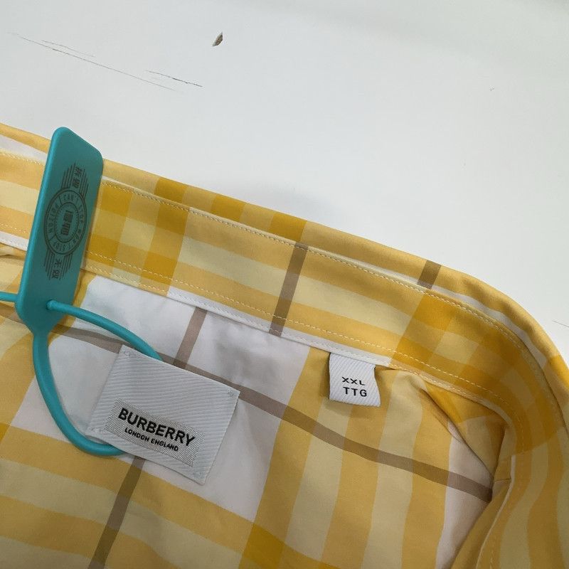 Burberry Burberry SS23 Plaid Short Sleeve Shirt 0079 Size US XXL / EU 58 / 5 - 3 Thumbnail